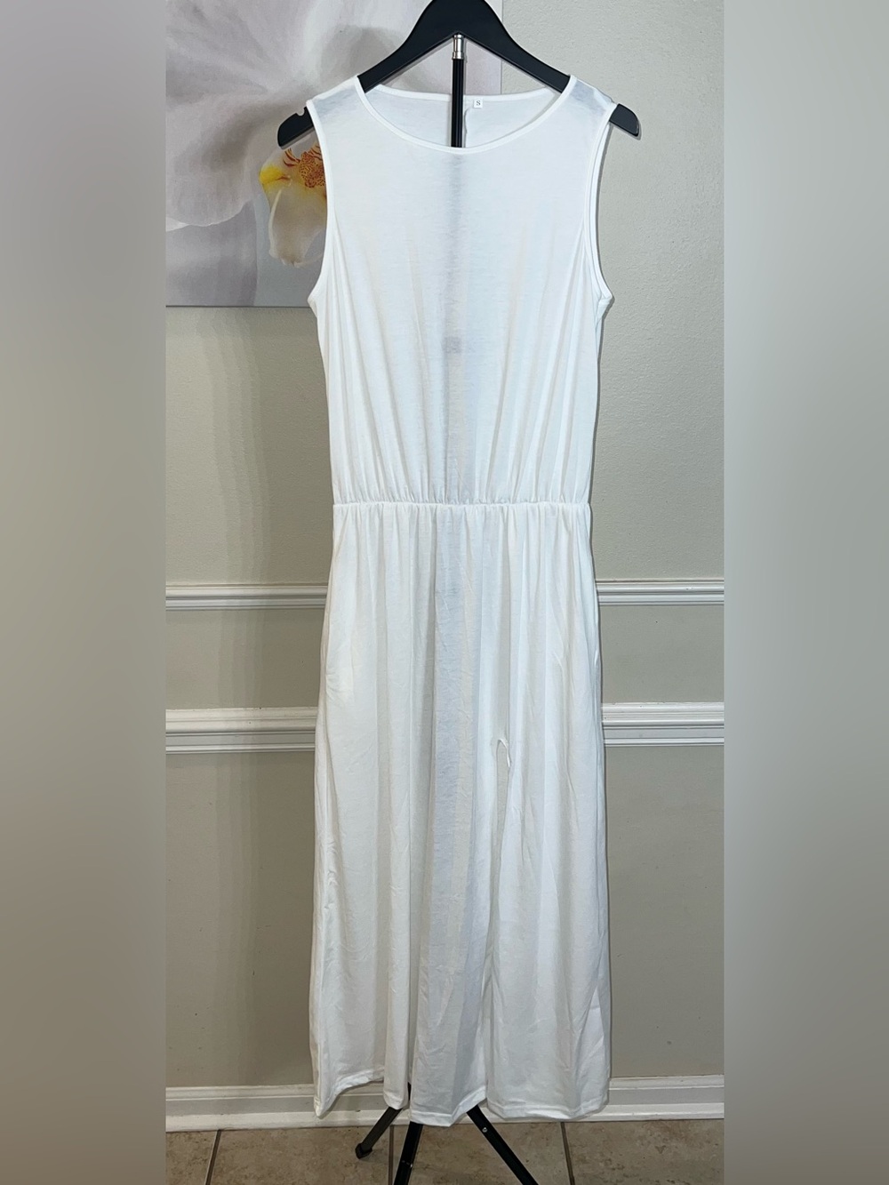 NWT: Women’s Maxi Tank Pullover Solid White Split Thigh Dress! Size Small.